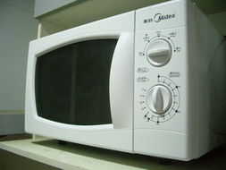 离京甩卖 99新宜家家具、电器及日用品，沿海赛洛城、丽江新城自取，惊喜好礼相送！